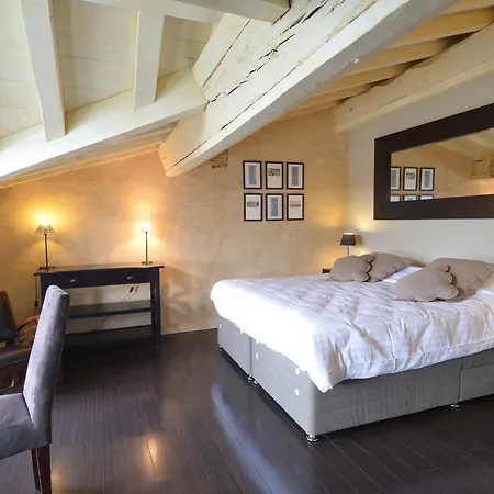 Hotel Quai 36 *