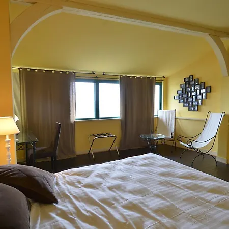 Hotel Quai 36 *